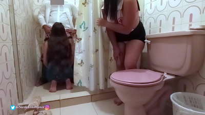 مختلس النظر تومز